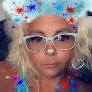 Meet your Posher, Suzanne